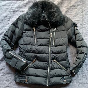 1 MADISON PUFFER COAT W/ FAUX FUR COLLAR